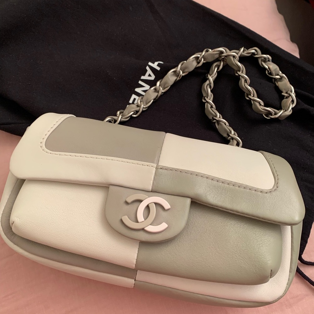 💯 authentic chanel mini flap bag